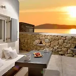 Tohu Mykonos * 奥诺斯
