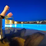 Tohu Mykonos